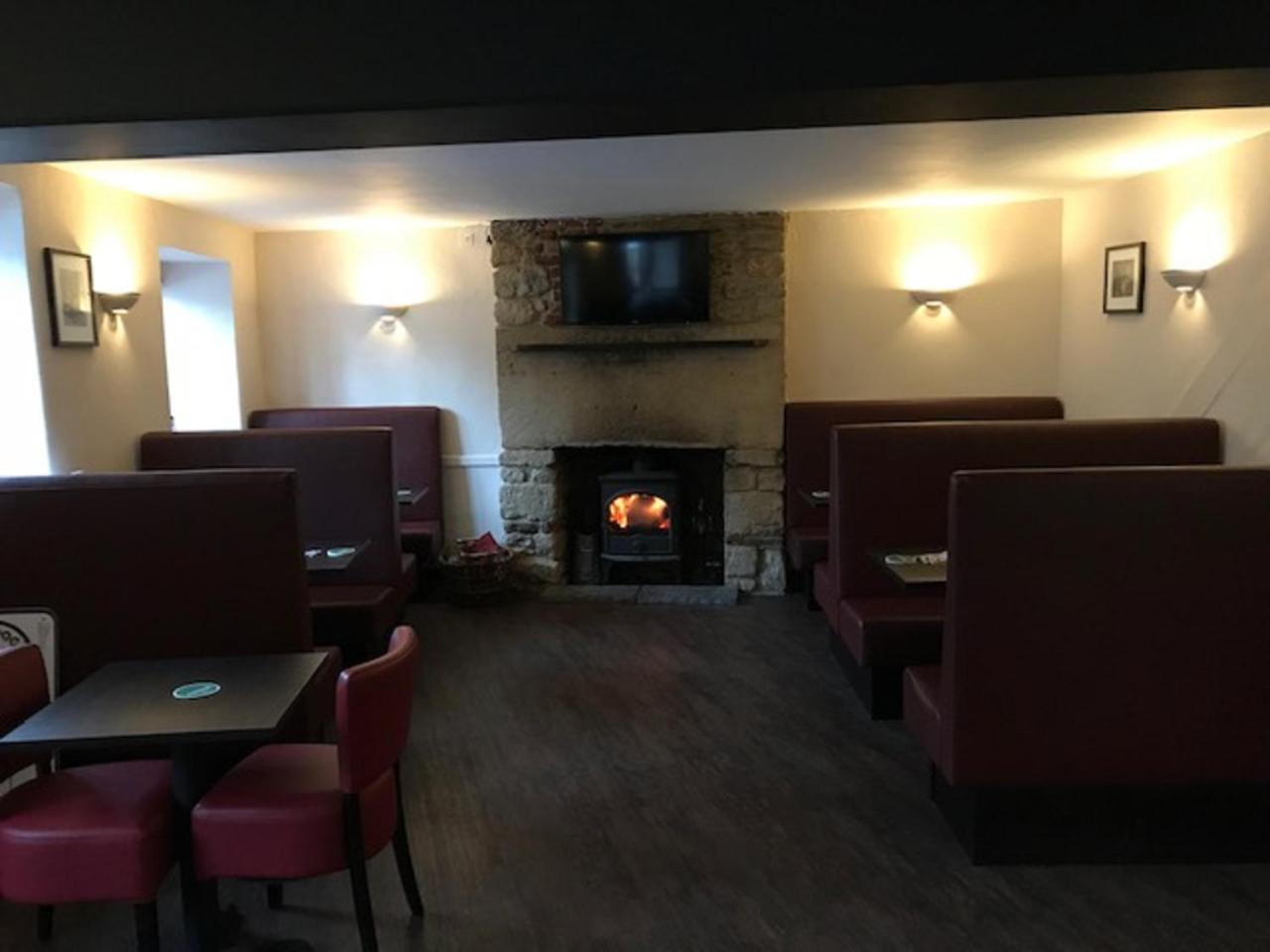 The Britannia Inn Sherborne  Zewnętrze zdjęcie